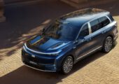 Кроссовер Geely Galaxy M9 вышел против больших гибридов