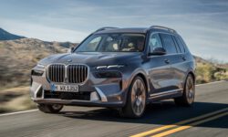 Официально подтверждено: у кроссовера BMW X7 будет преемник