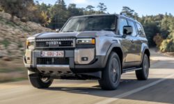 Toyota Land Cruiser для Европы: фургон и дизельный гибрид