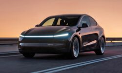 Служба Tesla Robotaxi: как прошел запуск