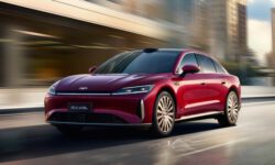Флагманский седан Chery Fulwin A9L доступен к заказу: богатое оснащение, есть полный привод